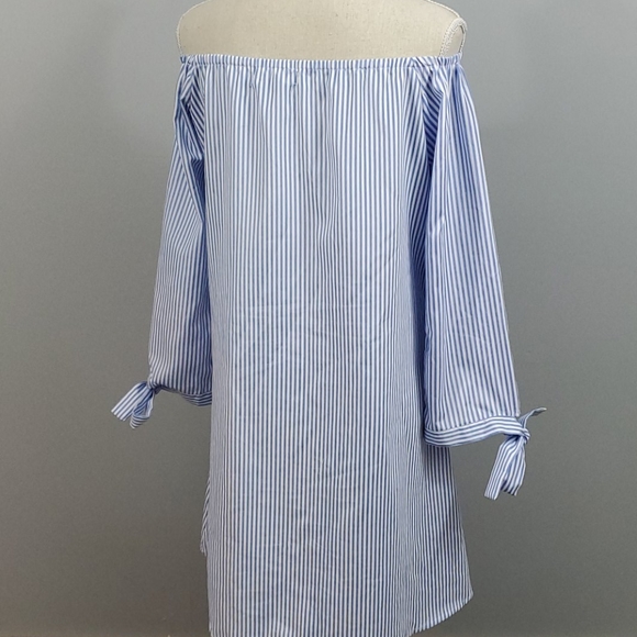 Boutique Dress - Picture 4 of 5